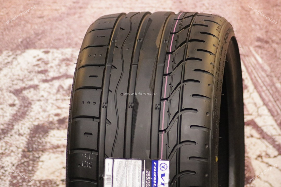 Vitour Formula Spec Z 285/30R19