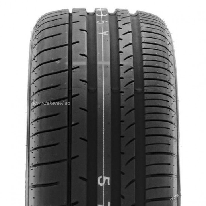 Dunlop Sp Sport Maxx 050+ 225/55R17