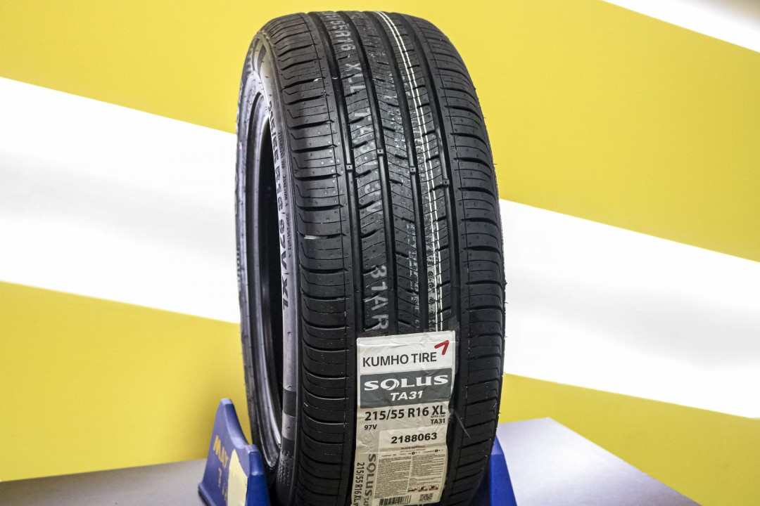 Kumho Solus TA31 215/55R16