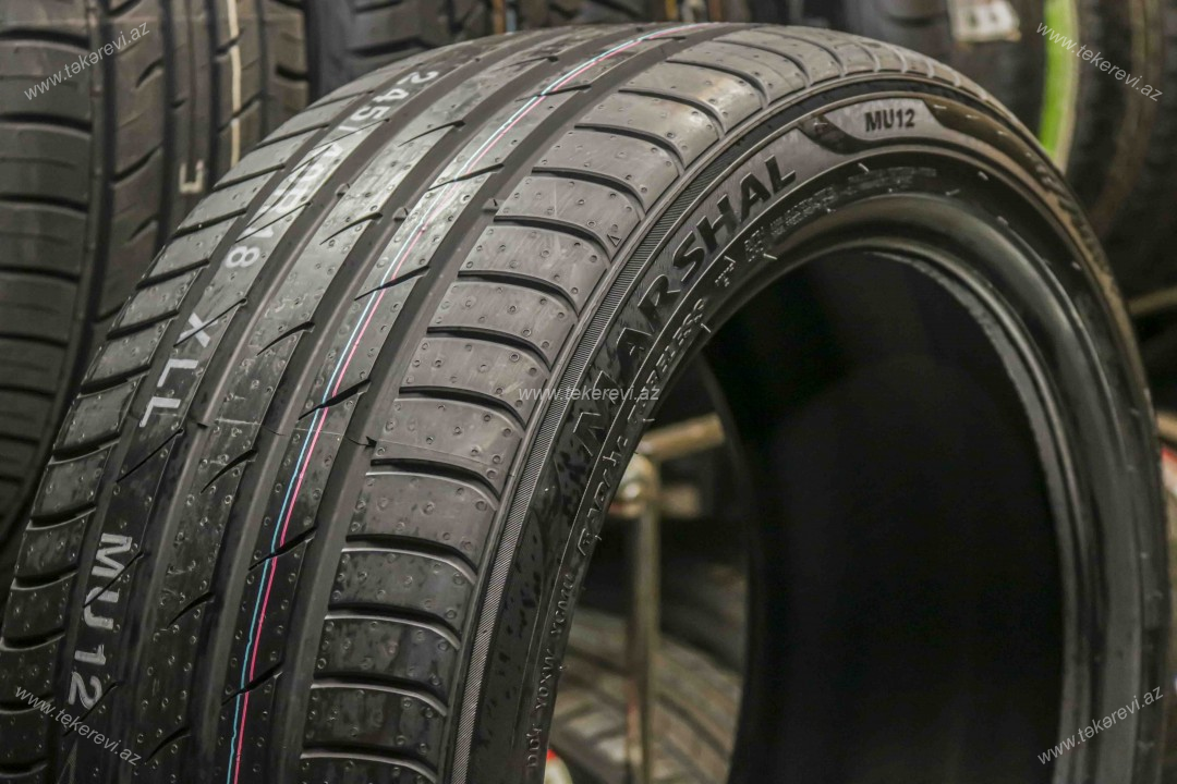 Marshal (By Kumho)-MU12-245/40R18-97Y