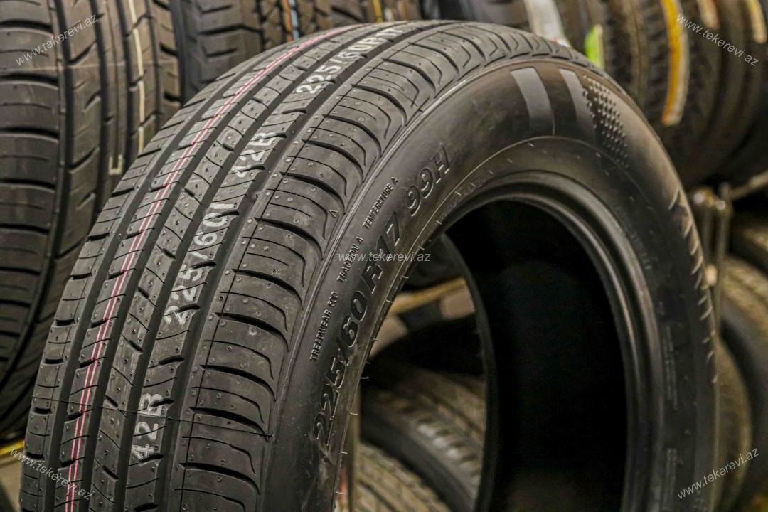 Kumho-Solus TA11-225/60R17-99T