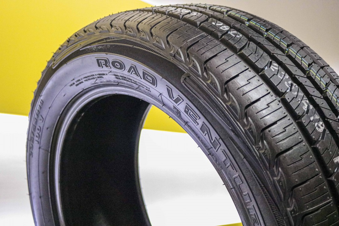 Marshal (By Kumho)- Road Venture KL 51-235/55R18-100V