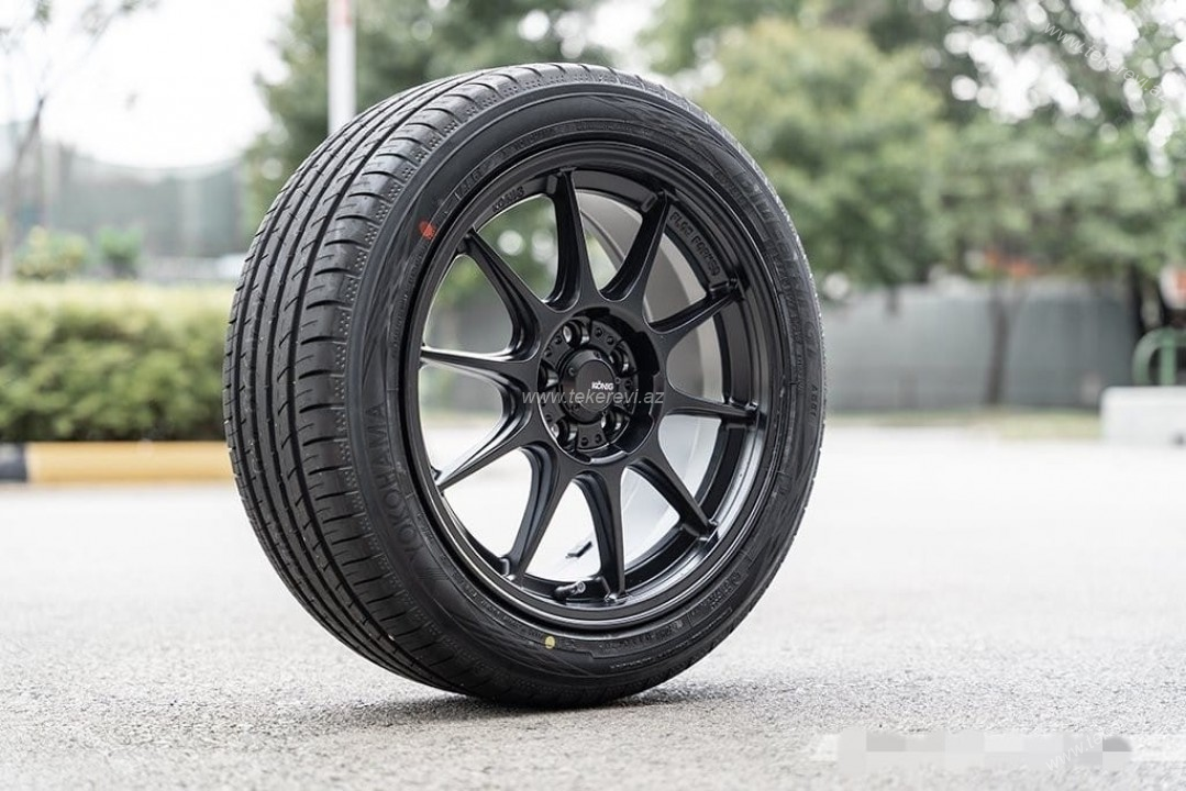 Yokohama- BluEarth-GT AE-51.-235/45R18-94W XL