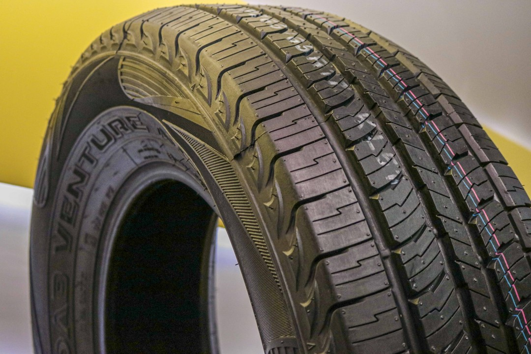 Marshal (By Kumho)- Road Venture KL 51-265/65R17-112H