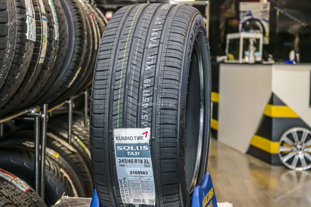 Kumho Solus TA31 245/45R18