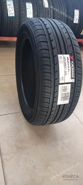 Yokohama Bluearth ES32 225/50R17