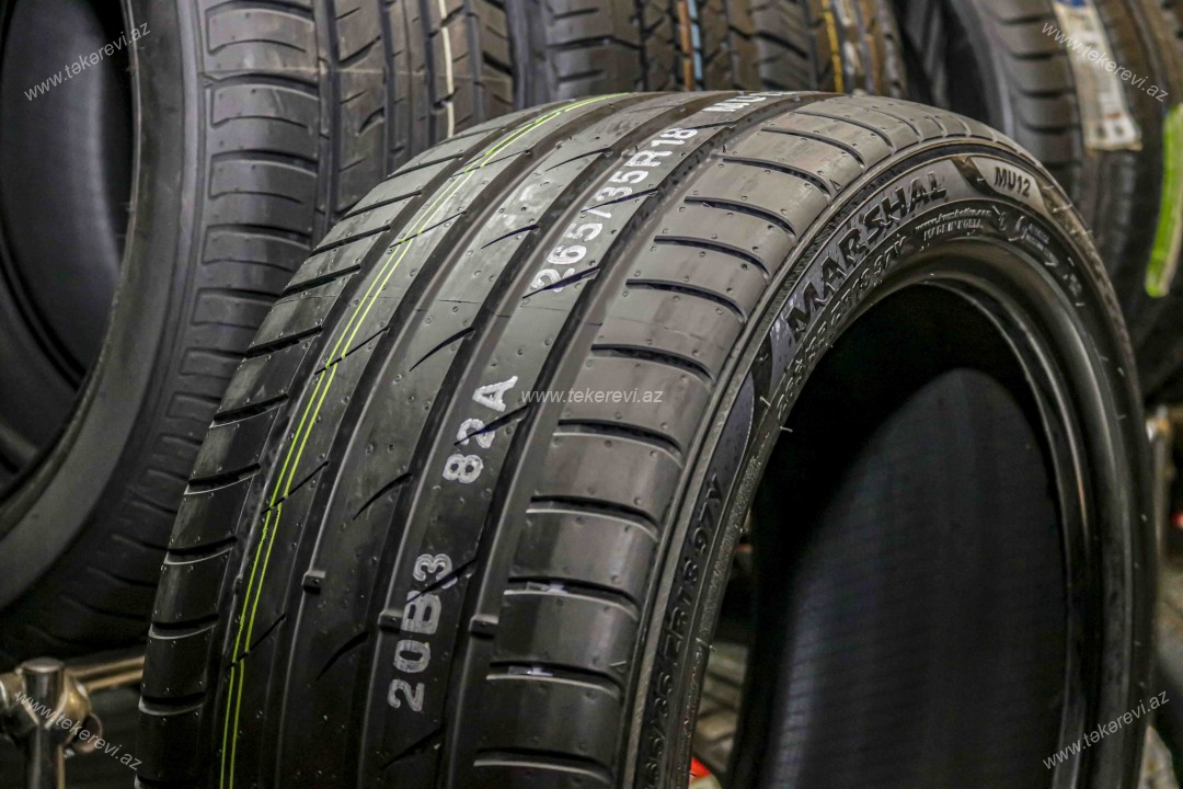 Marshal (By Kumho)-MU12-265/35R18-97Y